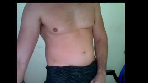 Snapshot of leonmorbo chatting on 8, 12, 2024 leonmorbo online show from 8, 12, 2024