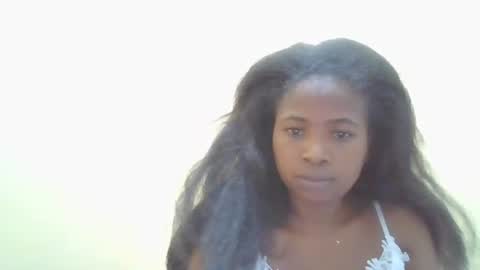Snapshot of leonnetta chatting on 18, 4, 2026 leonnetta online show from 18, 4, 2026