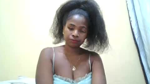 Snapshot of leonnetta chatting on 19, 4, 2026 leonnetta online show from 19, 4, 2026