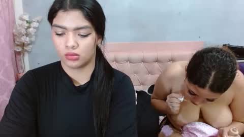 Snapshot of leonor_trump chatting on 16, 4, 2026 leonor_trump online show from 16, 4, 2026