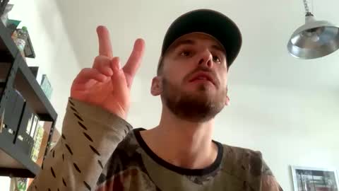 Snapshot of leonvampire chatting on 5, 3, 2026 Leon online show from 5, 3, 2026