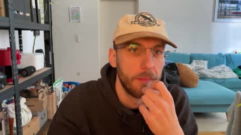 Snapshot of leonvampire chatting on 23, 3, 2026 Leon online show from 23, 3, 2026