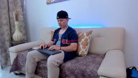 Leo  online show from 10, 10, 2025