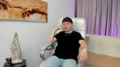 Leo  online show from 5, 11, 2025