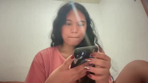 Snapshot of leora_luna chatting on 21, 4, 2026 Jenn online show from 21, 4, 2026