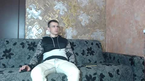 Snapshot of leoroman chatting on 23, 10, 2025 leoroman online show from 23, 10, 2025