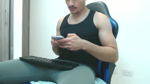 Snapshot of leostorm25 chatting on 7, 10, 2025 leostorm25 online show from 7, 10, 2025