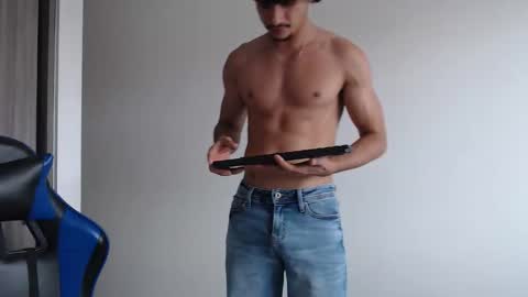 Snapshot of leostorm25 chatting on 25, 2, 2026 leostorm25 online show from 25, 2, 2026