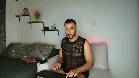 Snapshot of leoxgold chatting on 28, 4, 2026 leoxgold online show from 28, 4, 2026