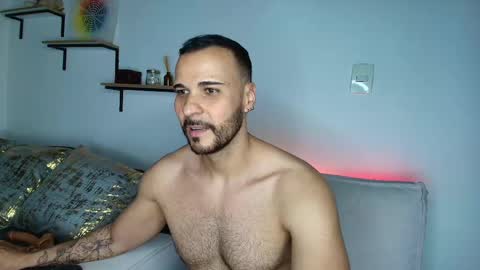 Snapshot of leoxgold chatting on 28, 4, 2026 leoxgold online show from 28, 4, 2026