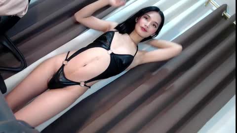 Snapshot of lesi_trisha chatting on 7, 12, 2024 Trisha18 online show from 7, 12, 2024