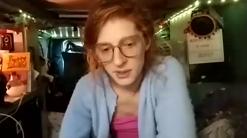 LesleyGumGrass- The Boring Trans girl online show from 25, 11, 2025