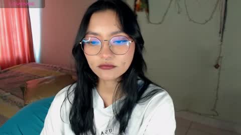 Snapshot of leslie__anderson chatting on 16, 4, 2026 Leslie online show from 16, 4, 2026