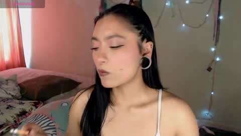 Snapshot of leslie__anderson chatting on 21, 4, 2026 Leslie online show from 21, 4, 2026