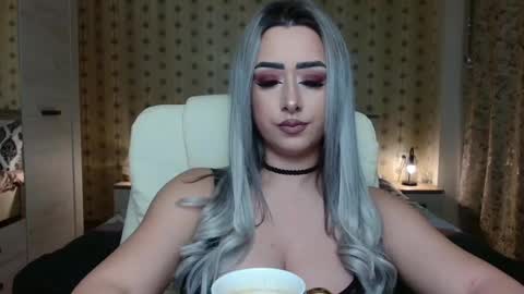 leslie_secret online show from 7, 12, 2024