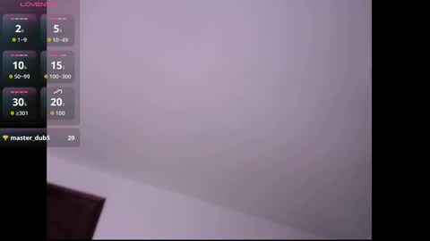 Snapshot of leslycarsson chatting on 11, 11, 2025 lesly online show from 11, 11, 2025