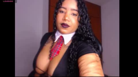 lesly online show from 16, 1, 2026