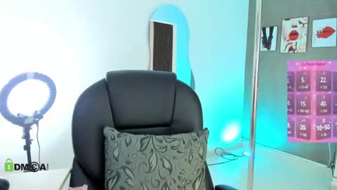 Snapshot of leslyevans1 chatting on 27, 7, 2026 Lesly online show from 27, 7, 2026