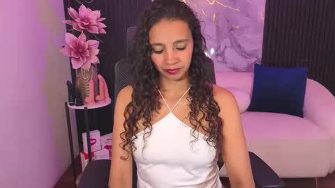 Lesly  online show from 24, 9, 2025