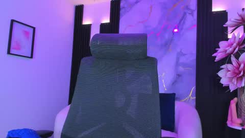 Lesly  online show from 30, 9, 2025