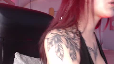 Less  online show from 29, 12, 2024