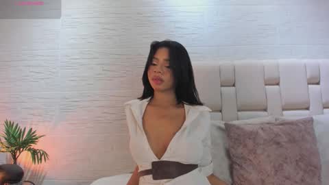 Snapshot of lesslee1 chatting on 19, 2, 2026 Less Lee online show from 19, 2, 2026