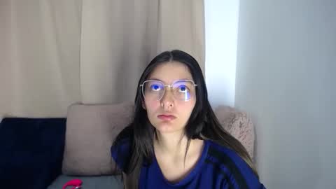 Snapshot of lessliee chatting on 17, 3, 2026 lessliee online show from 17, 3, 2026