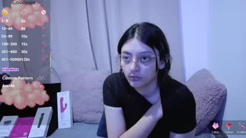 lessliee online show from 13, 6, 2026