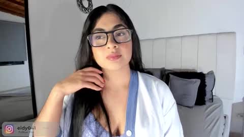 Leticia online show from 28, 10, 2025