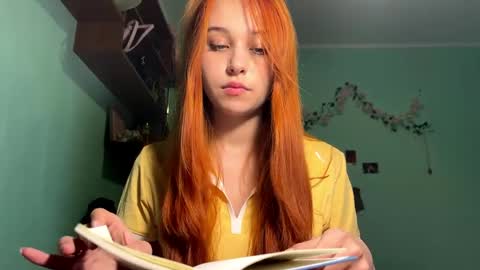 Snapshot of lettygherardini chatting on 1, 4, 2026 Lola online show from 1, 4, 2026