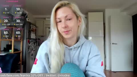 Snapshot of leusee chatting on 28, 2, 2026 LeaVixx online show from 28, 2, 2026