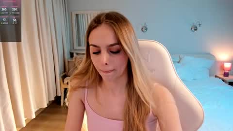 Snapshot of leviavillat chatting on 6, 6, 2026 Rita online show from 6, 6, 2026