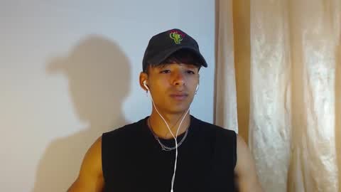 Snapshot of lewis_ly chatting on 11, 2, 2026 i am lewis ly EDUARDO MEMDOZA15 online show from 11, 2, 2026