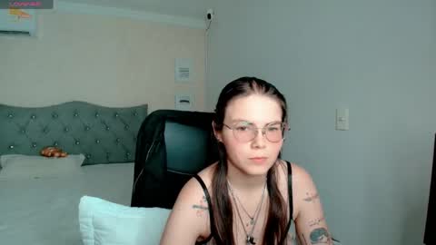 Snapshot of lexalove_doll chatting on 22, 4, 2026 Lexas Room online show from 22, 4, 2026