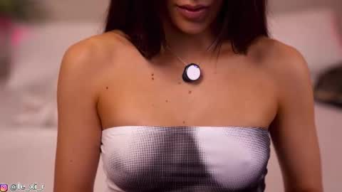 Lexi Reed online show from 21, 10, 2025