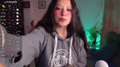 Snapshot of lexie_babe chatting on 2, 2, 2025 Lexie Thompson   8pm  0000am -5 online show from 2, 2, 2025