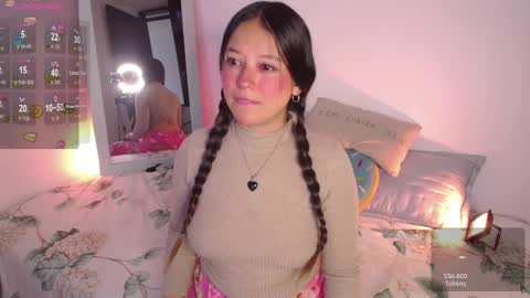 Snapshot of lexie_babe chatting on 23, 9, 2025 Lexie Thompson   8pm  0000am -5 online show from 23, 9, 2025