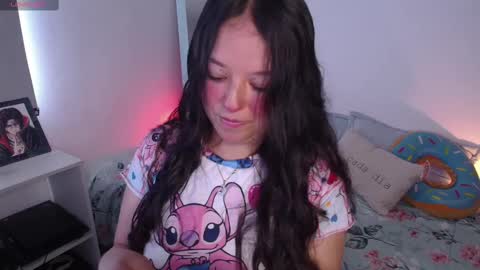 Snapshot of lexie_babe chatting on 8, 10, 2025 Lexie Thompson   8pm  0000am -5 online show from 8, 10, 2025