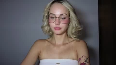 Snapshot of lexie_wild chatting on 23, 6, 2026 Lexie online show from 23, 6, 2026