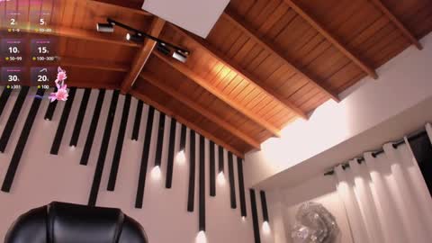 Lexie  online show from 14, 12, 2024