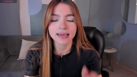 Lexie  online show from 25, 9, 2025