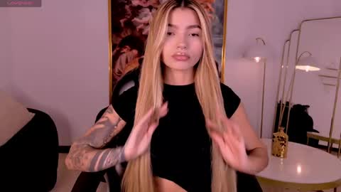 Lexie  online show from 3, 6, 2026