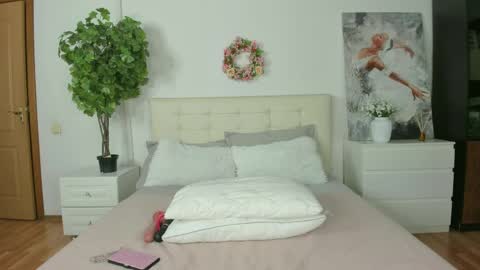 Lexi online show from 8, 4, 2026