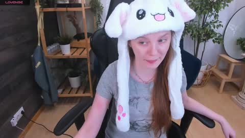 Snapshot of lexihoward chatting on 3, 3, 2025 Lexi online show from 3, 3, 2025