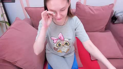 Snapshot of lexihoward chatting on 24, 9, 2025 Lexi online show from 24, 9, 2025