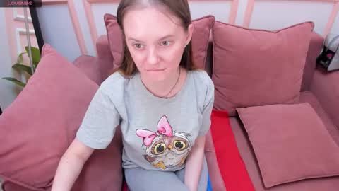 Snapshot of lexihoward chatting on 8, 10, 2025 Lexi online show from 8, 10, 2025