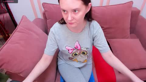 Snapshot of lexihoward chatting on 15, 12, 2025 Lexi online show from 15, 12, 2025