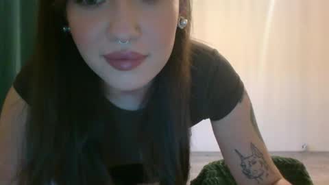 Snapshot of lexikinky chatting on 7, 4, 2026 Lexi online show from 7, 4, 2026