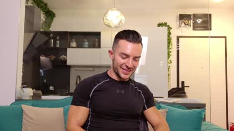 Askme online show from 4, 12, 2024