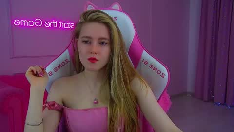 Snapshot of lexireadway chatting on 17, 3, 2026 Lexi online show from 17, 3, 2026